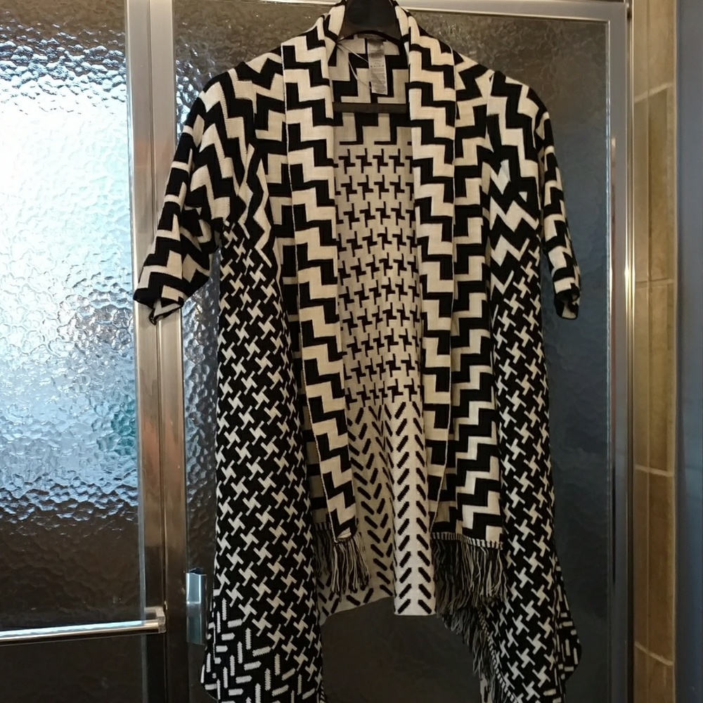 Poncho sweater